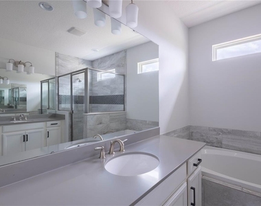 7214 Paradiso Drive - Photo Thumbnail 34