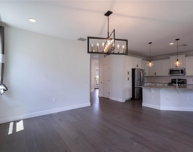 7214 Paradiso Drive - Photo Thumbnail 15