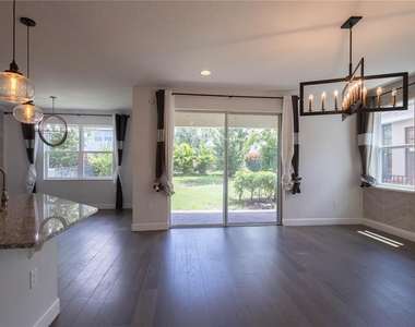 7214 Paradiso Drive - Photo Thumbnail 13