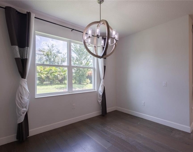 7214 Paradiso Drive - Photo Thumbnail 18