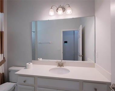 7214 Paradiso Drive - Photo Thumbnail 23