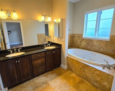 1001 S Rome Avenue - Photo Thumbnail 33
