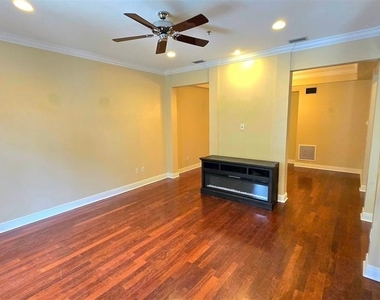 1001 S Rome Avenue - Photo Thumbnail 6