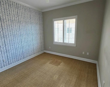 1001 S Rome Avenue - Photo Thumbnail 23