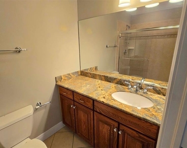 1001 S Rome Avenue - Photo Thumbnail 44