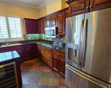 1001 S Rome Avenue - Photo Thumbnail 13