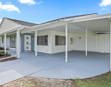 702 Desert Hills Way - Photo Thumbnail 24