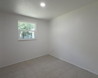 8719 River Forest Circle - Photo Thumbnail 28