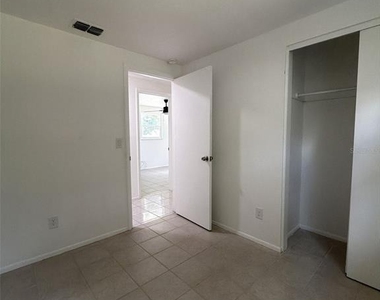 8719 River Forest Circle - Photo Thumbnail 12