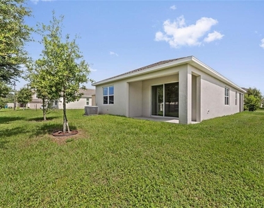 1678 Swan Swim Drive - Photo Thumbnail 23