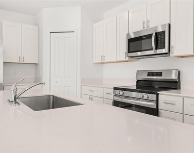 5882 Le Marin Way - Photo Thumbnail 5