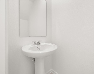 5882 Le Marin Way - Photo Thumbnail 16