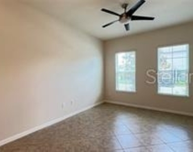 7867 Berkshire Oak Alley - Photo Thumbnail 8