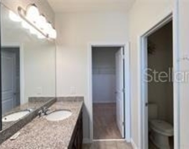 7867 Berkshire Oak Alley - Photo Thumbnail 21
