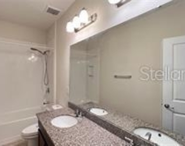 7867 Berkshire Oak Alley - Photo Thumbnail 17
