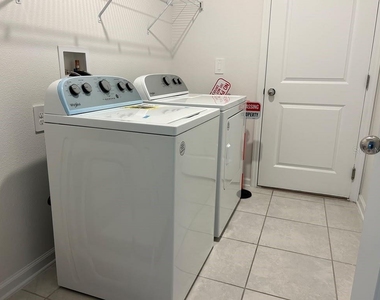 318 Lawson Avenue - Photo Thumbnail 14