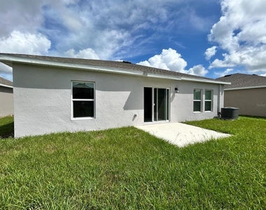 318 Lawson Avenue - Photo Thumbnail 12