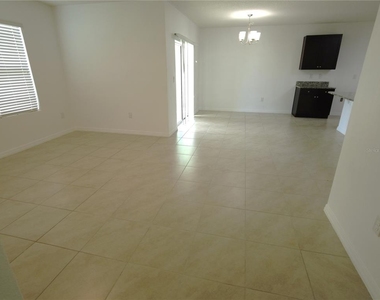 1864 Green Dragon Drive - Photo Thumbnail 2