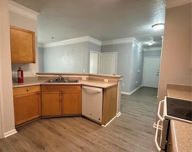 8848 Villa View Circle - Photo Thumbnail 7