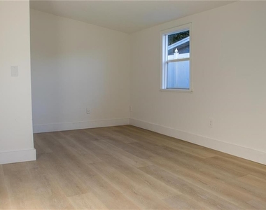 7732 Linaria Drive - Photo Thumbnail 14