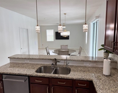 12236 Fairlawn Drive - Photo Thumbnail 33
