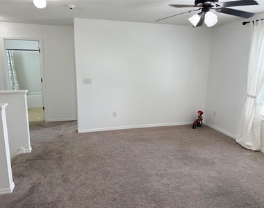 12236 Fairlawn Drive - Photo Thumbnail 17