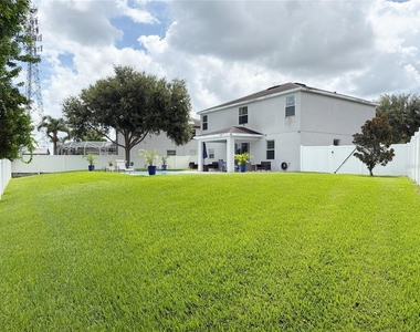 12236 Fairlawn Drive - Photo Thumbnail 26