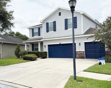 12236 Fairlawn Drive - Photo Thumbnail 5