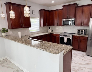 12236 Fairlawn Drive - Photo Thumbnail 38