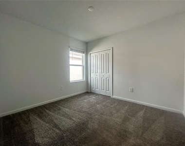 293 Lawson Avenue - Photo Thumbnail 9