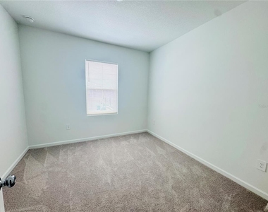 376 Sol Vista Drive - Photo Thumbnail 8