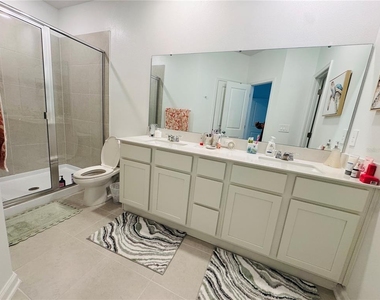 376 Sol Vista Drive - Photo Thumbnail 14