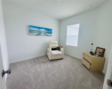 376 Sol Vista Drive - Photo Thumbnail 10