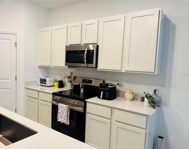 376 Sol Vista Drive - Photo Thumbnail 18