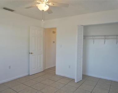 2567 Elm Avenue - Photo Thumbnail 16