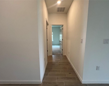 4510 Nw 14th Loop - Photo Thumbnail 22