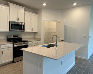 4510 Nw 14th Loop - Photo Thumbnail 10