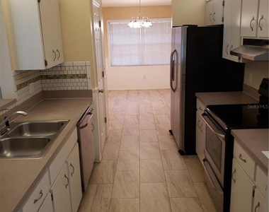 119 Grant Circle - Photo Thumbnail 9