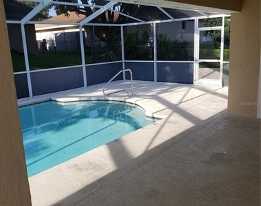 119 Grant Circle - Photo Thumbnail 35