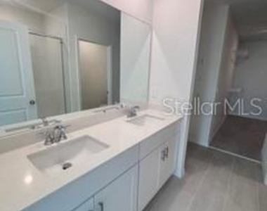 1469 Brekey Way - Photo Thumbnail 13