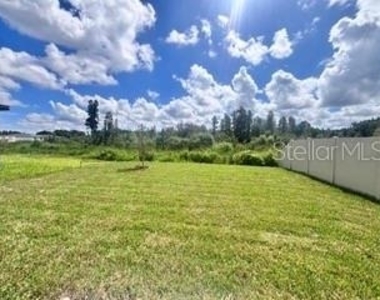 1469 Brekey Way - Photo Thumbnail 10