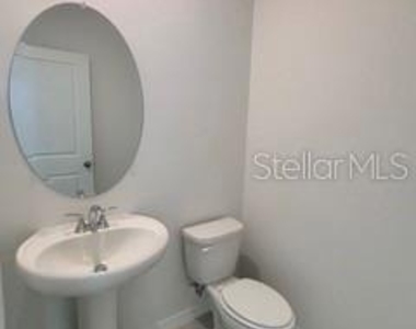 1469 Brekey Way - Photo Thumbnail 4