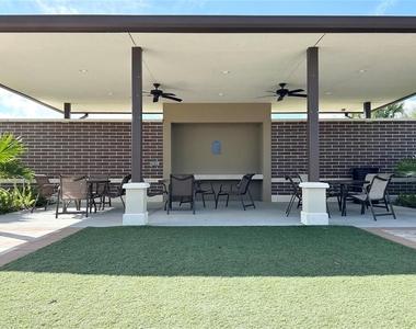 15824 Marina Bay Drive - Photo Thumbnail 23
