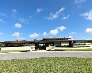 15824 Marina Bay Drive - Photo Thumbnail 32