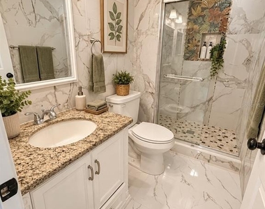 1015 2nd Avenue - Photo Thumbnail 3