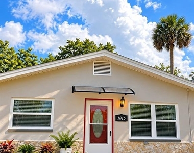 1015 2nd Avenue - Photo Thumbnail 13