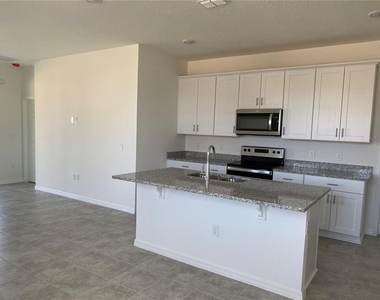 2372 Treasure Hill Street - Photo Thumbnail 5