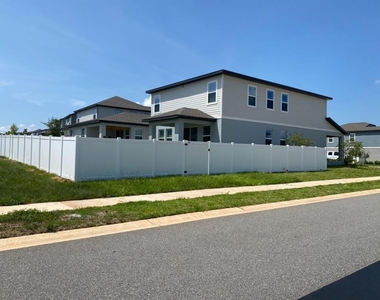 2372 Treasure Hill Street - Photo Thumbnail 4