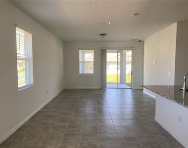 2372 Treasure Hill Street - Photo Thumbnail 9