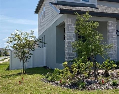 2372 Treasure Hill Street - Photo Thumbnail 2